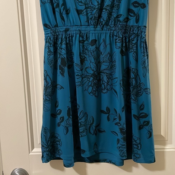 Banana Republic teal floral dress - Picture 11 of 11